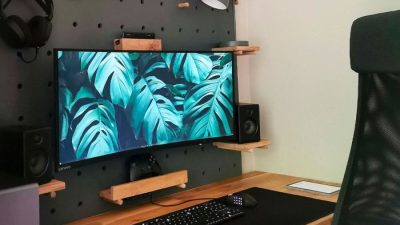 Meja PC gaming terbaik untuk setup minimalis