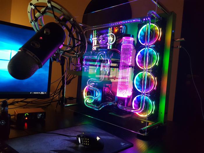 Cooling liquid cooled loop