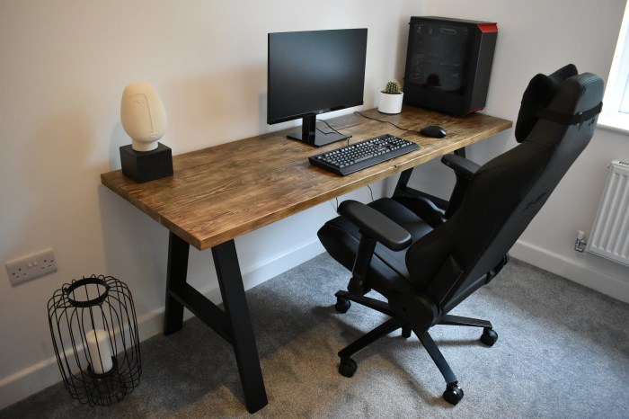 Desk pc custom build gaming computer built station builds battle amazing setup table gamer razer stations diy desks case imgur